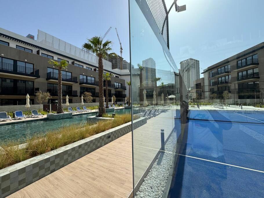 Spacious 2br Maid's In Jvc W 5 Star Amenities Apartment *