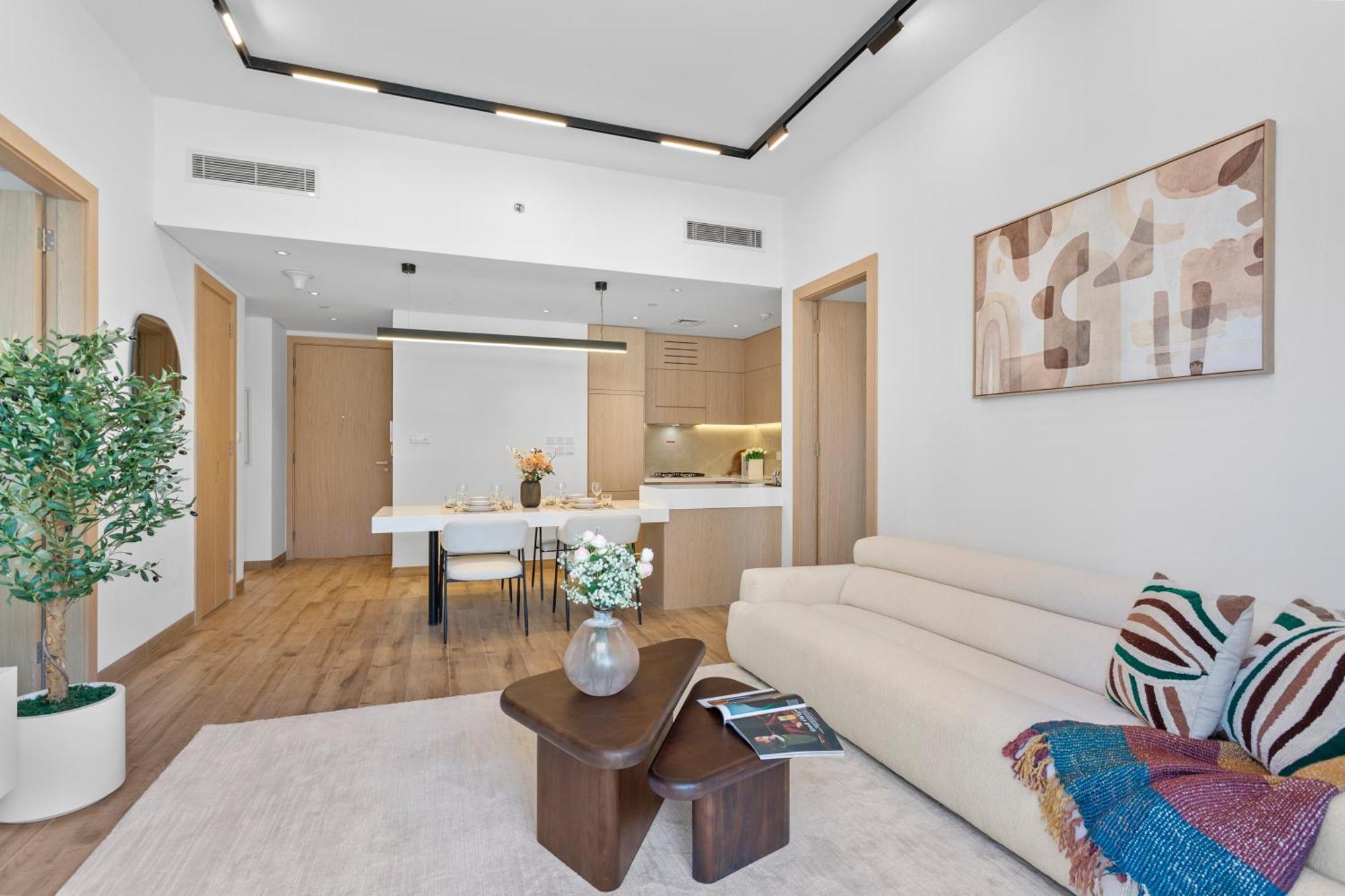 Spacious 2br Maid's In Jvc W 5 Star Amenities * Dubai