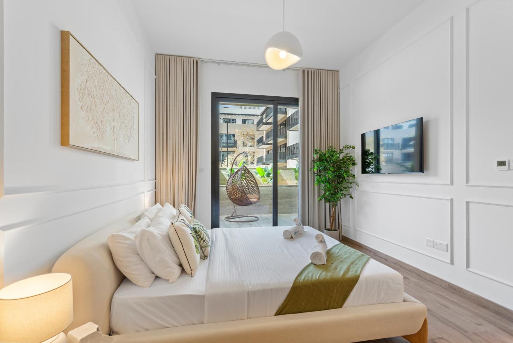 Spacious 2br Maid's In Jvc W 5 Star Amenities Apartment *