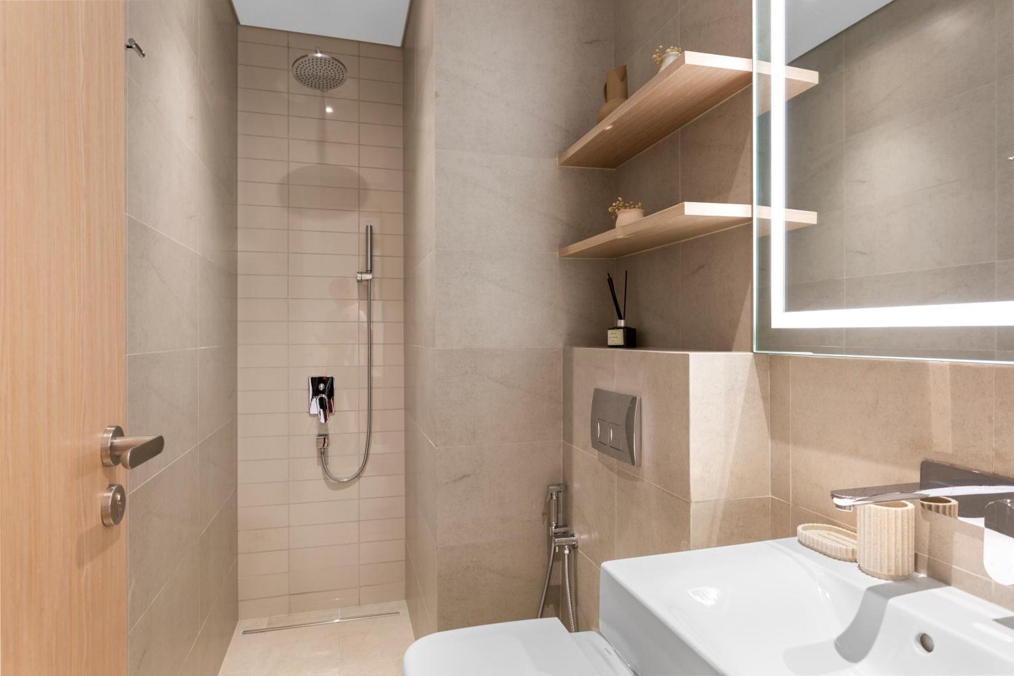 Spacious 2br Maid's In Jvc W 5 Star Amenities Dubai